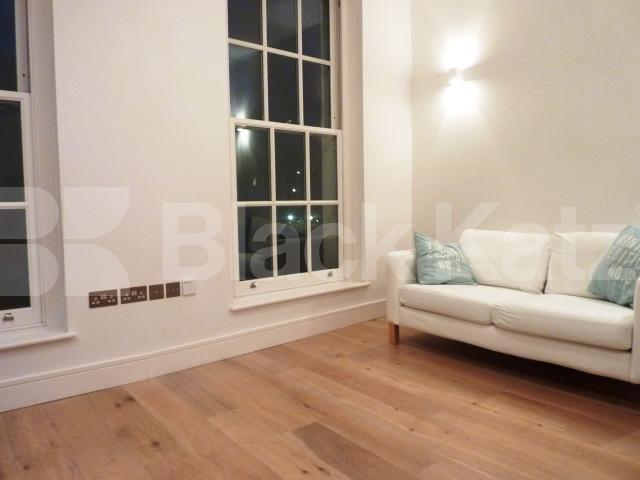 			GREAT APARTMENT IN A FANTASTIC LOCATION, 1 Bedroom, 1 bath, 1 reception Flat			 Murray Street, CAMDEN